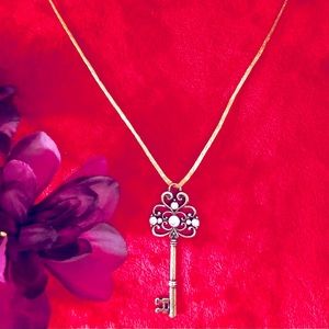 Unique Gold Key to My Heart Sliding Knot Necklace